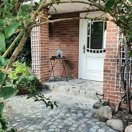 Altbauvilla Nahe Schlosspark Lägenhet Eutin